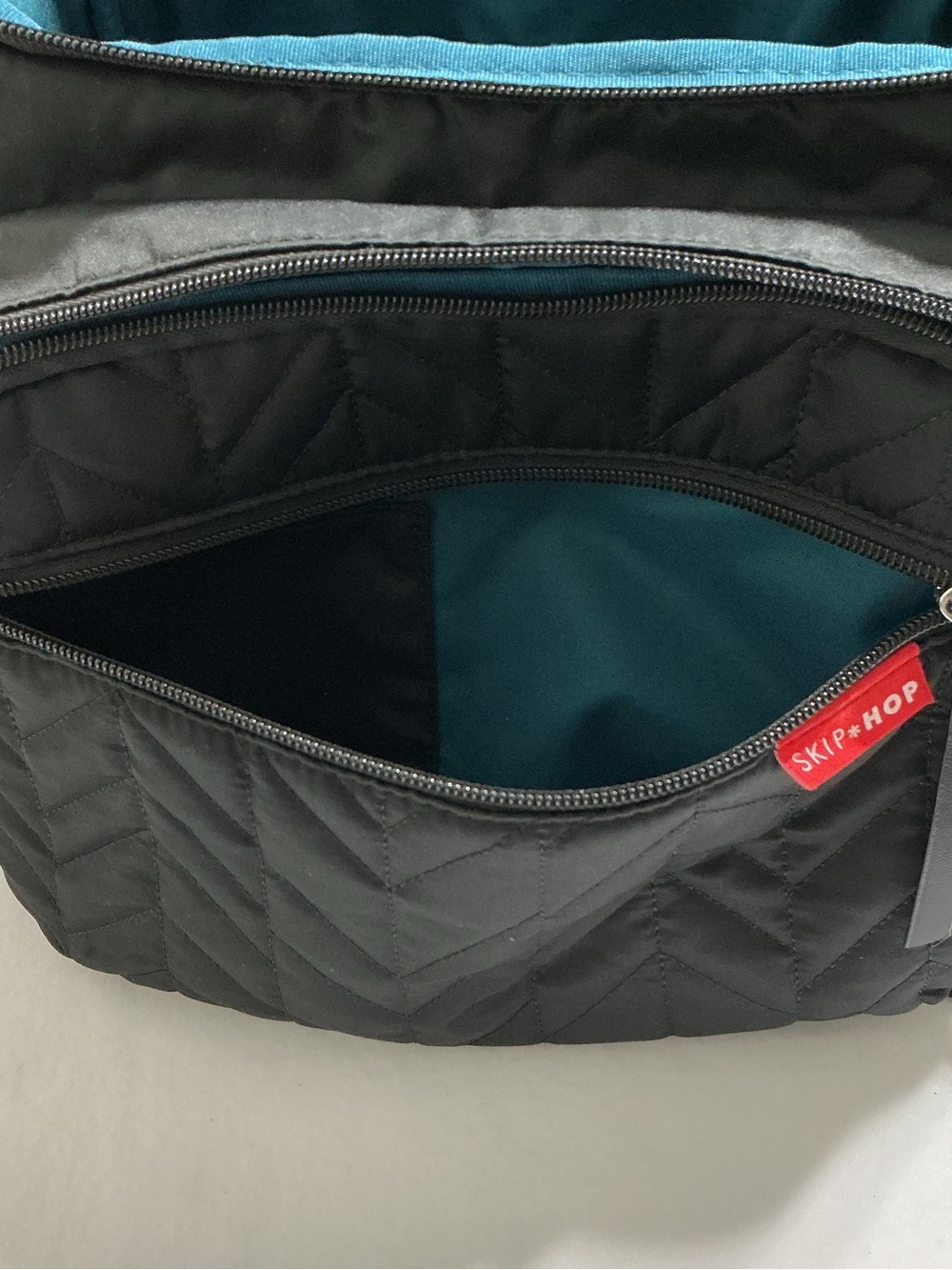 Skip Hop Black Quilted Diaper Bag Backpack With Changing Pad - Picture 14 of 16